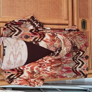 Notations woman 3x short sleeve orange/brown/tan/maroon multi print stretchy top